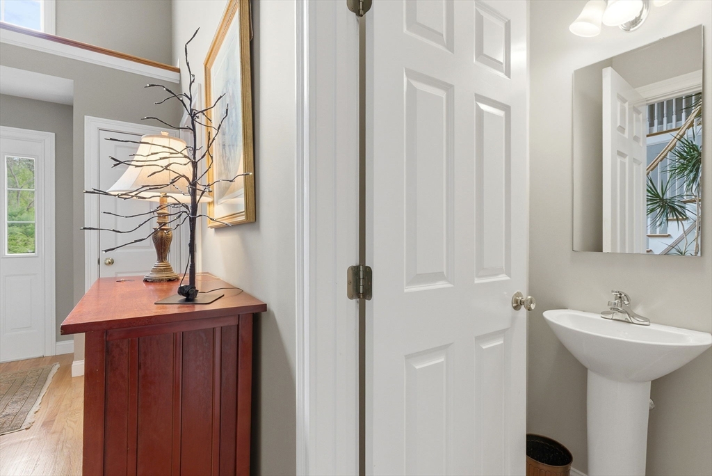 1 Selfridge Road Bedford, MA 01730 - Photo 16 of 38