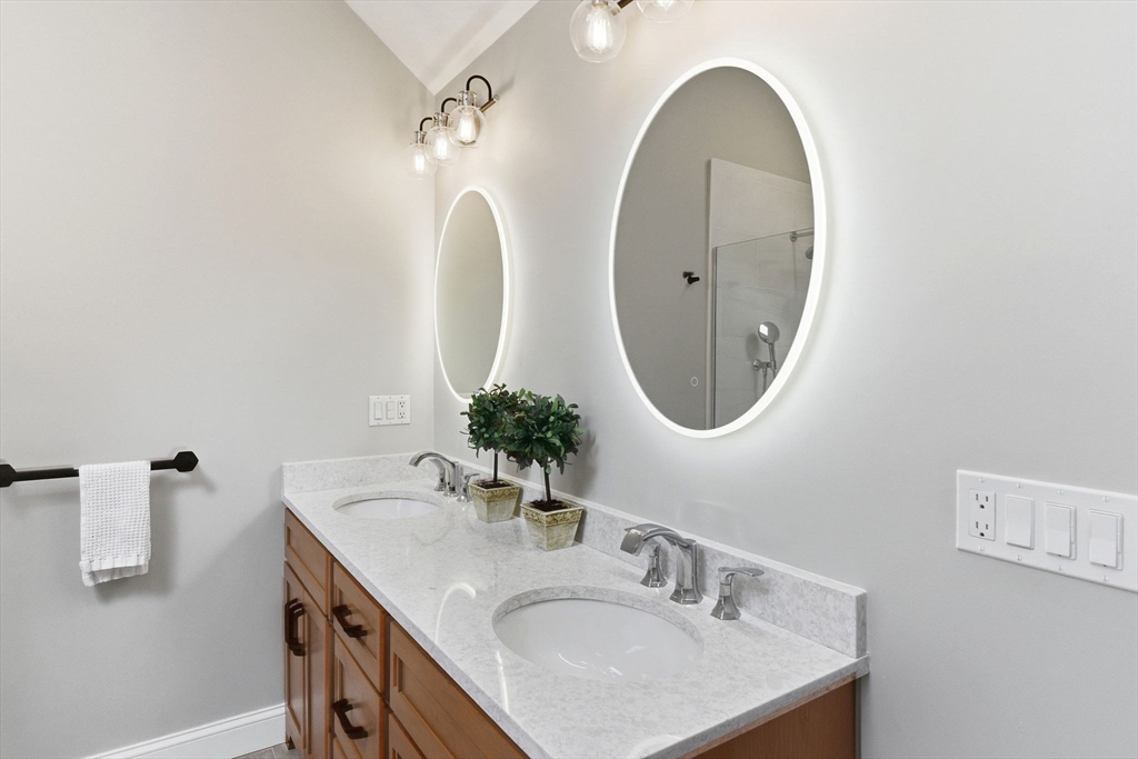 1 Selfridge Road Bedford, MA 01730 - Photo 23 of 38