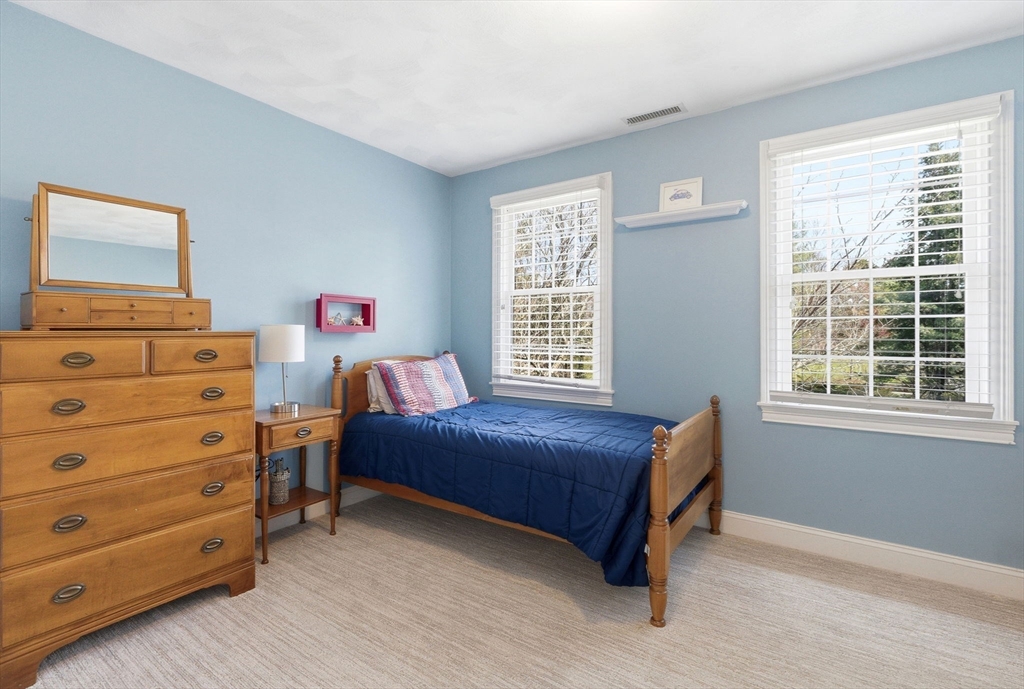 1 Selfridge Road Bedford, MA 01730 - Photo 25 of 38