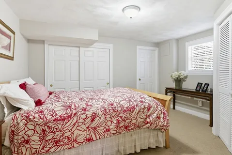 $1,728,000 | 1 Selfridge Road, Bedford, MA 01730