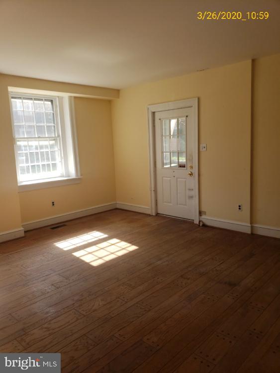 115 Roumfort Road, Unit 13 Philadelphia, PA 19119 - Photo 5 of 17