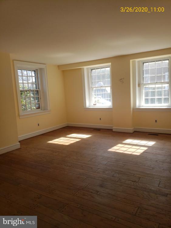 115 Roumfort Road, Unit 13 Philadelphia, PA 19119 - Photo 10 of 17