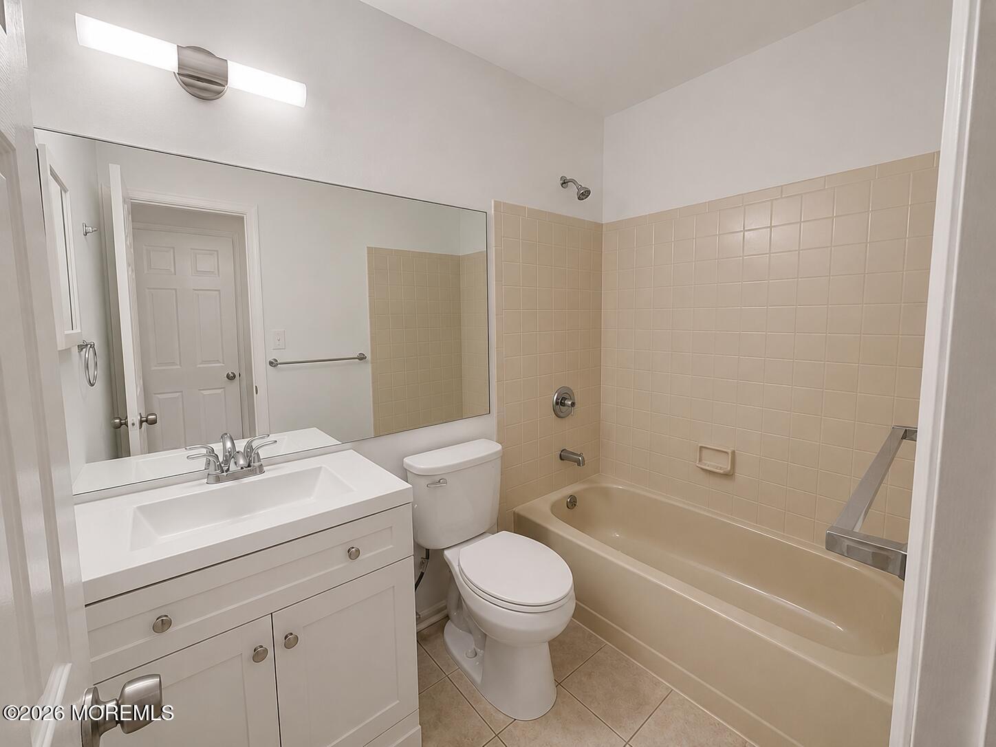 26 Duncan Way Freehold, NJ 07728 - Photo 10 of 14 9C740AD6-3796-49F9-BA08-6757B432DE20