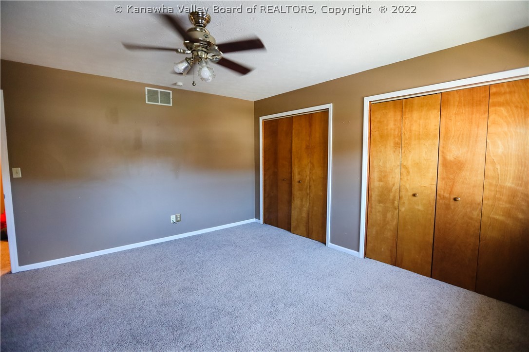 142 Rolling Acres Road Winfield, WV 25213 - Photo 14 of 20 Gallery Image 14
