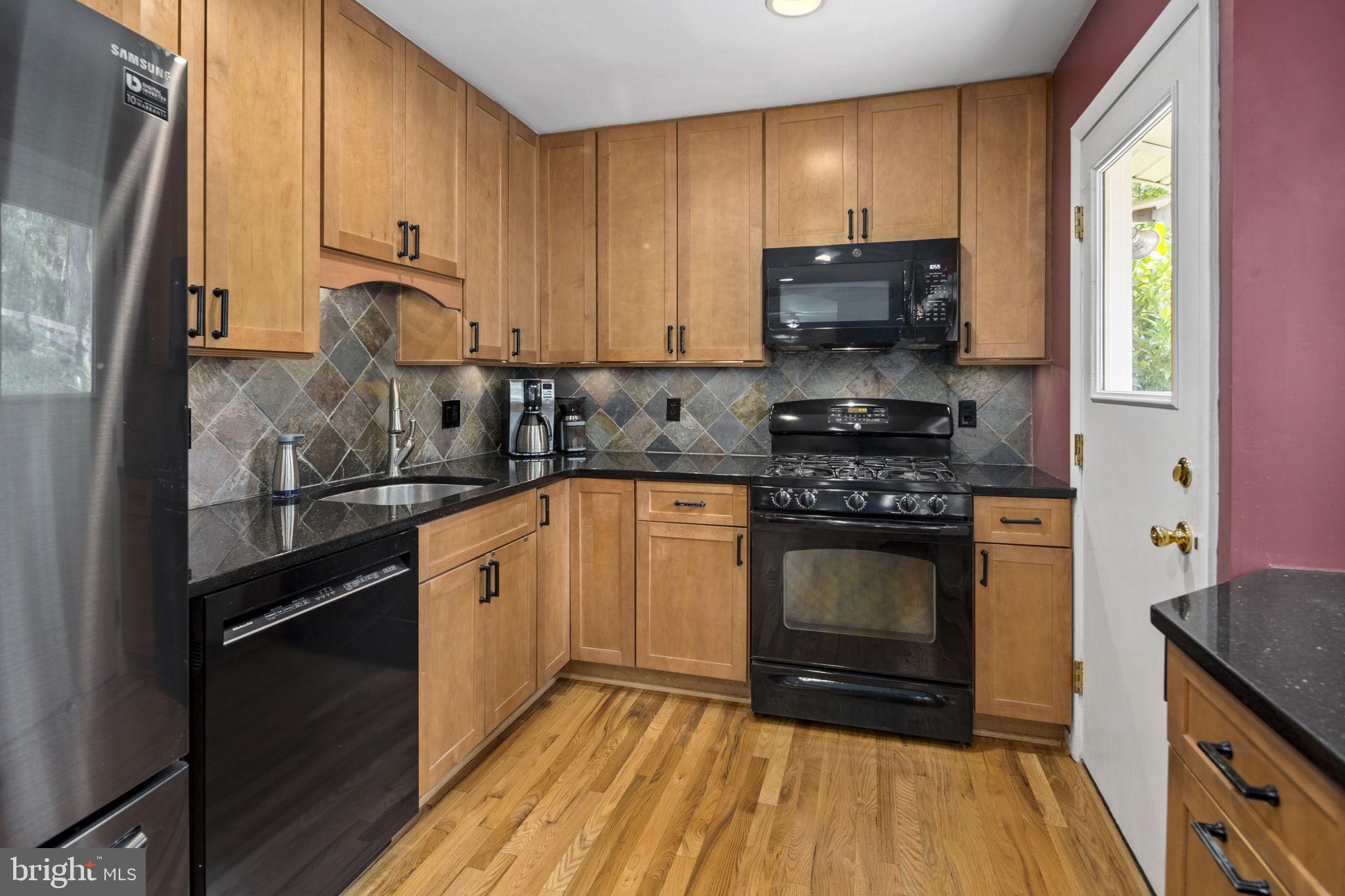 4108 Old Mill Road Alexandria, VA 22309 - Photo 12 of 46 Gallery Image 12