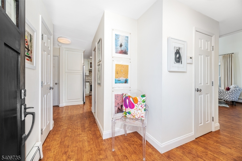 18 Harding Terrace Morristown, NJ 07960 - Photo 4 of 36