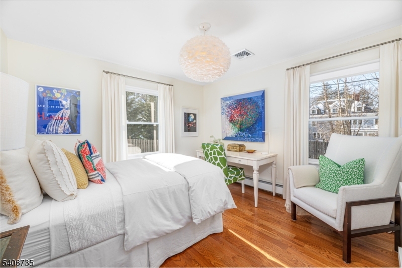 18 Harding Terrace Morristown, NJ 07960 - Photo 9 of 36