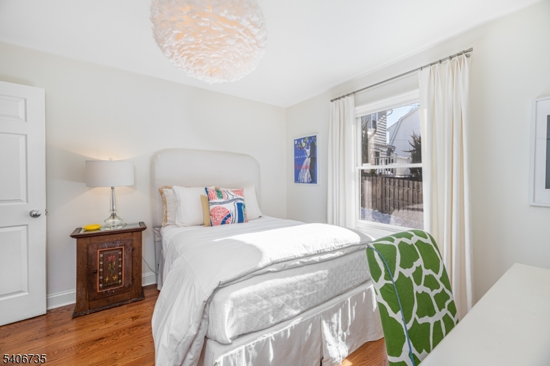 18 Harding Terrace Morristown, NJ 07960 - Photo 10 of 36