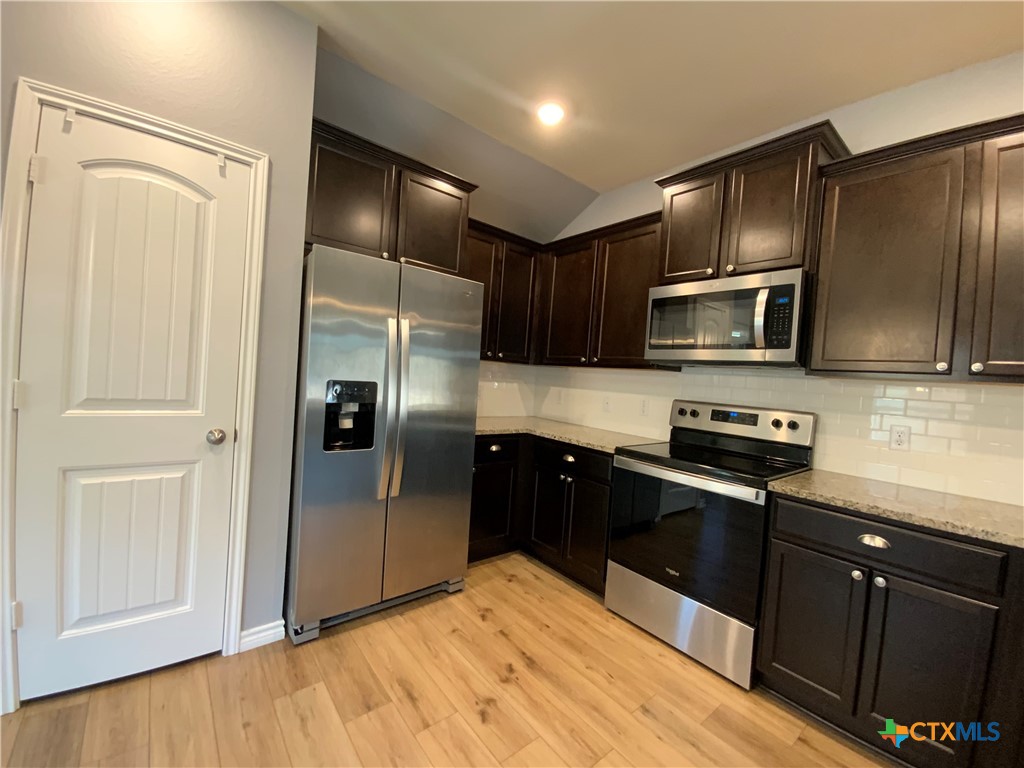 5926 Galveston Road Belton, TX 76513 - Photo 4 of 28