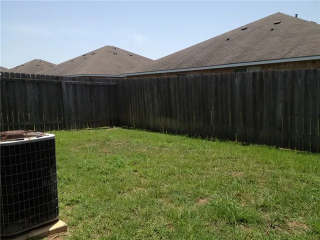$1,500 | 2312 Pheasant Lane, College Station, TX 77845