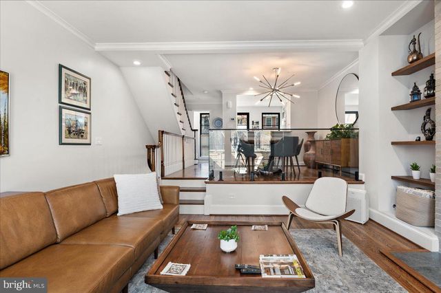 $1,587,000 | 117 Quay Street, Alexandria, VA 22314