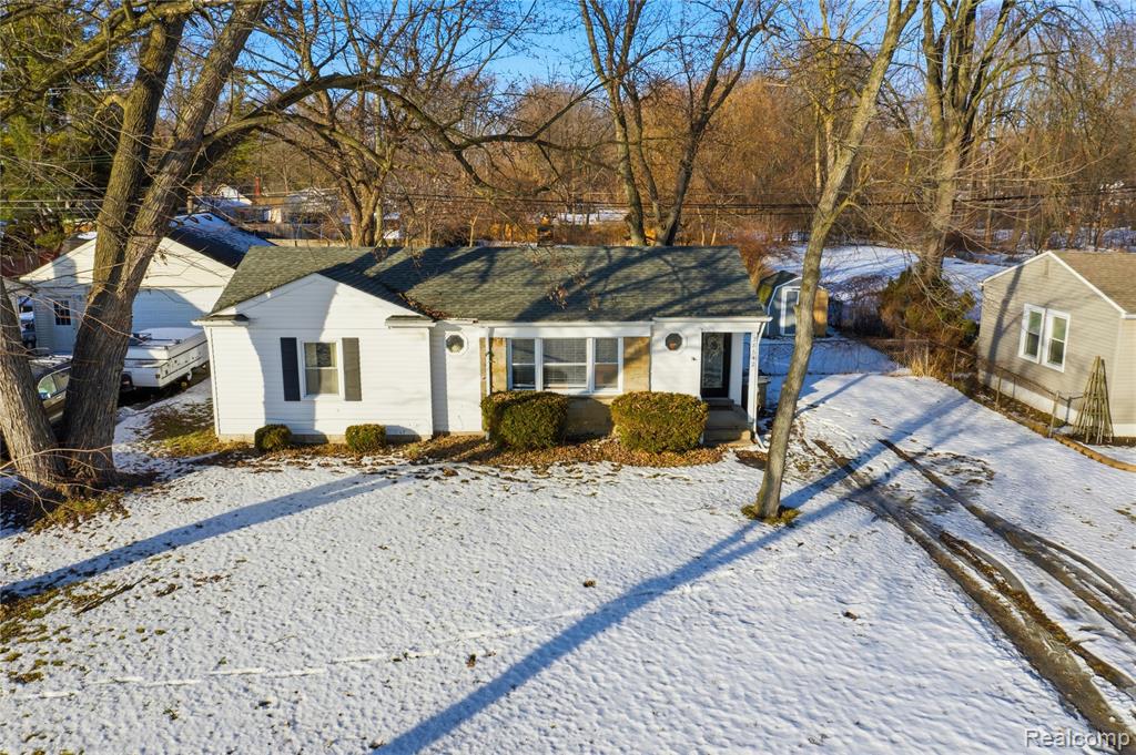 28642 West Seven Mile Road Livonia, MI 48152 - Photo 34 of 44 Gallery Image 34