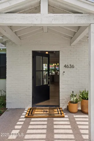 $3,899,999 | 4636 East Calle Ventura, Phoenix, AZ 85018