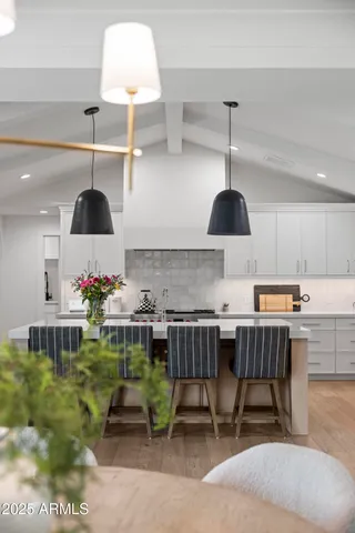 $3,899,999 | 4636 East Calle Ventura, Phoenix, AZ 85018