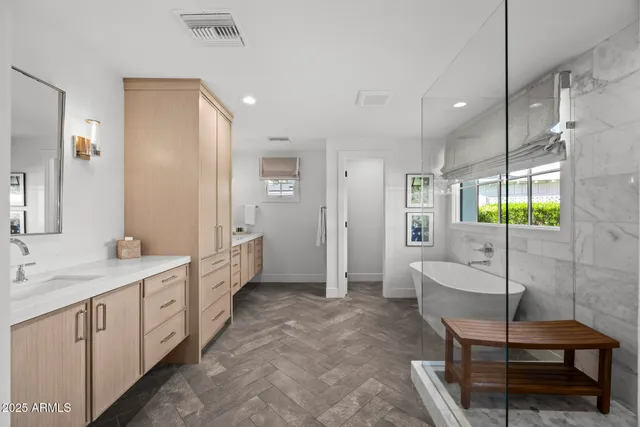 $3,899,999 | 4636 East Calle Ventura, Phoenix, AZ 85018