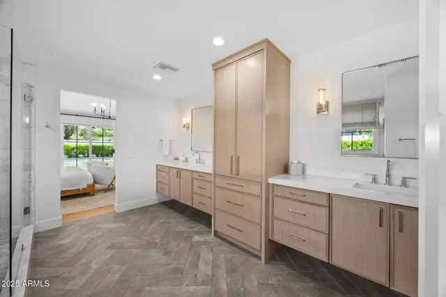 $3,899,999 | 4636 East Calle Ventura, Phoenix, AZ 85018