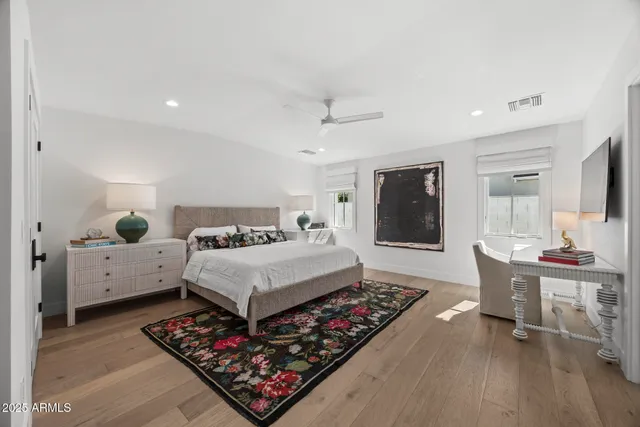 $3,899,999 | 4636 East Calle Ventura, Phoenix, AZ 85018