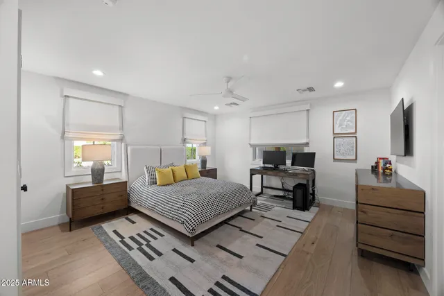 $3,899,999 | 4636 East Calle Ventura, Phoenix, AZ 85018