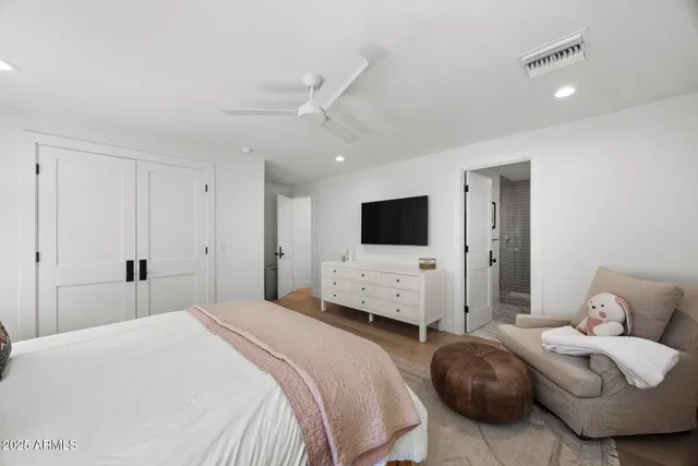 $3,899,999 | 4636 East Calle Ventura, Phoenix, AZ 85018