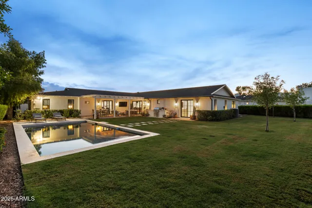 $3,899,999 | 4636 East Calle Ventura, Phoenix, AZ 85018