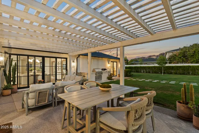 $3,899,999 | 4636 East Calle Ventura, Phoenix, AZ 85018