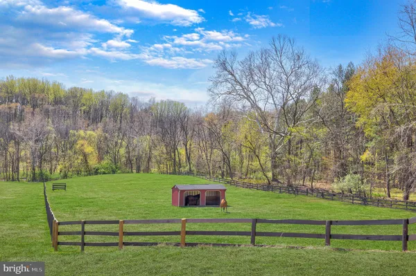 $1,450,000 | 9393 Briar Lane, Delaplane, VA 20144