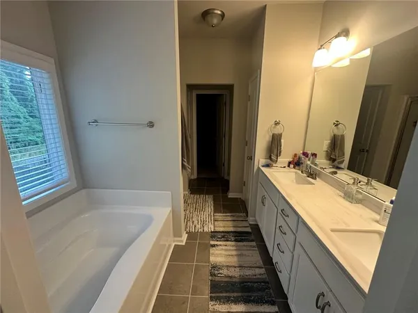 $2,200 | 798 Gordon Street, Jefferson, GA 30549