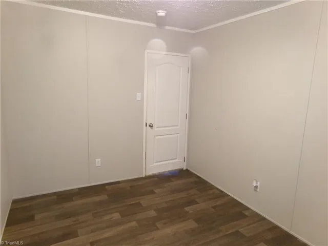 $1,200 | 527 Sam Marion Road, Pinnacle, NC 27043