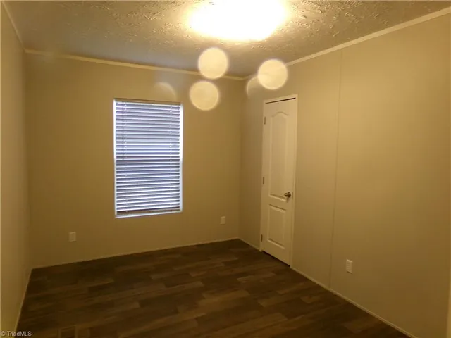 $1,200 | 527 Sam Marion Road, Pinnacle, NC 27043