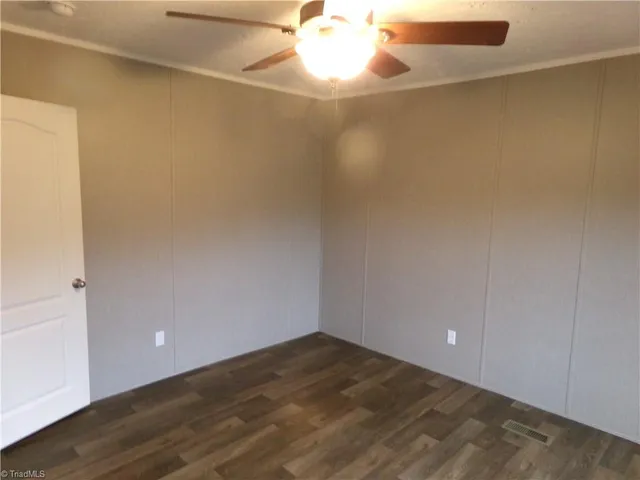 $1,200 | 527 Sam Marion Road, Pinnacle, NC 27043