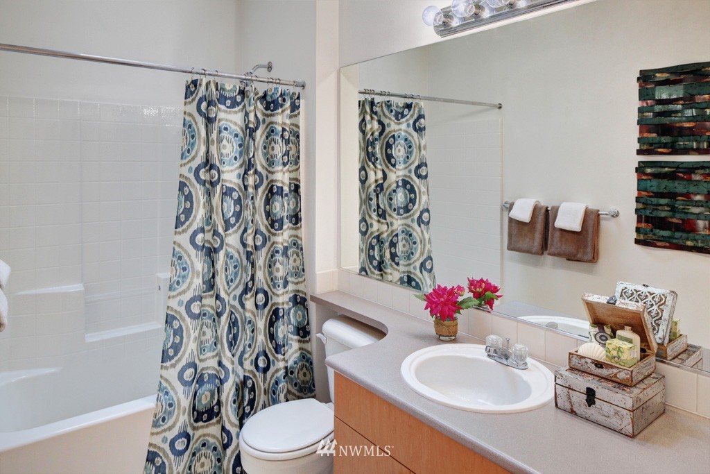 5025 Davis Place South, Unit H Renton, WA 98055 - Photo 12 of 14 Gallery Image 12