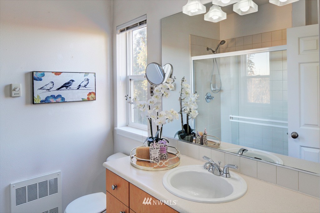 5025 Davis Place South, Unit H Renton, WA 98055 - Photo 10 of 14 Gallery Image 10