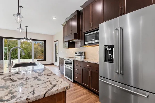 $849,900 | 2534 North Stellita Circle, De Pere, WI 54115