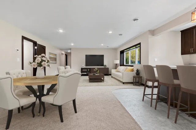 $849,900 | 2534 North Stellita Circle, De Pere, WI 54115