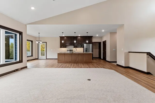 $849,900 | 2534 North Stellita Circle, De Pere, WI 54115