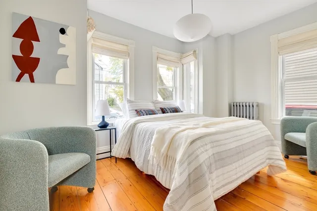 $879,000 | 33 Line Street, Unit 1, Cambridge, MA 02138