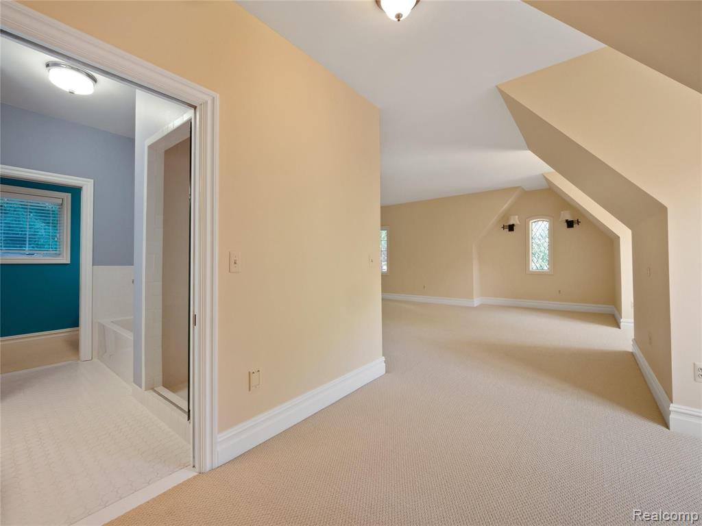 36663 Howard Road Farmington, MI 48331 - Photo 26 of 47