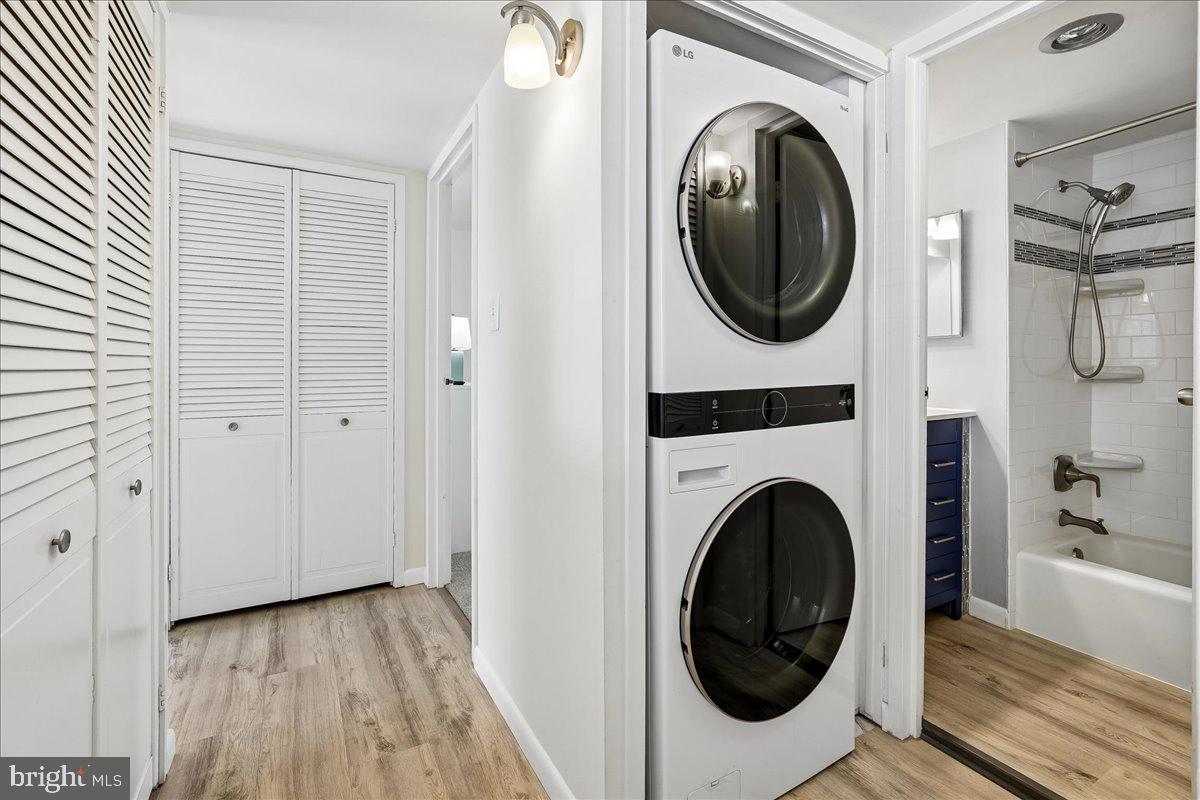 17810 Buehler Road, Unit 2C4 Olney, MD 20832 - Photo 12 of 31 Modern laundry nook with sleek appliances.