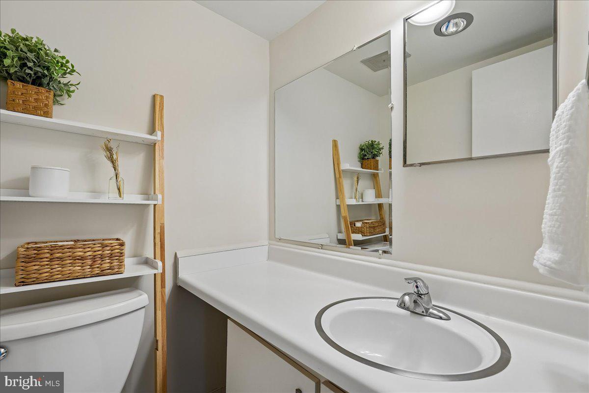 17810 Buehler Road, Unit 2C4 Olney, MD 20832 - Photo 17 of 31 Bright and airy bathroom retreat.