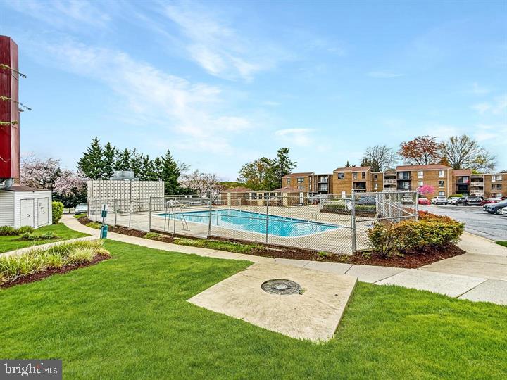 17810 Buehler Road, Unit 2C4 Olney, MD 20832 - Photo 26 of 31 Inviting poolside retreat awaits you.