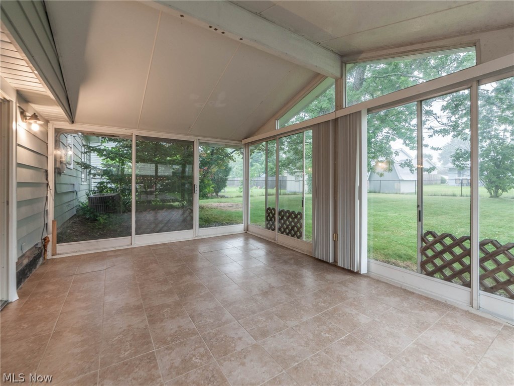 16180 Howe Road Strongsville, OH 44136 - Photo 22 of 33