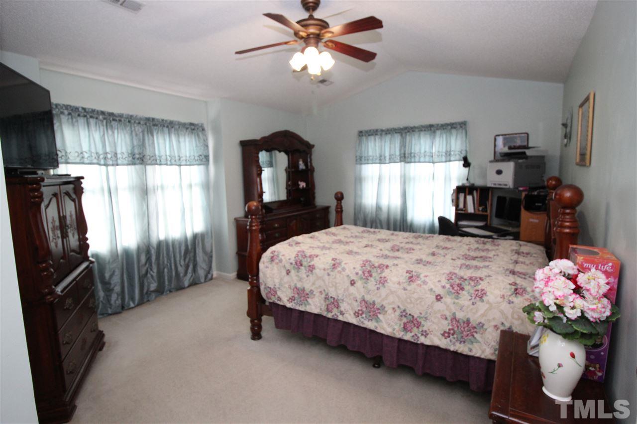 408 Wildoat Place Raleigh, NC 27610 - Photo 17 of 25 Gallery Image 17