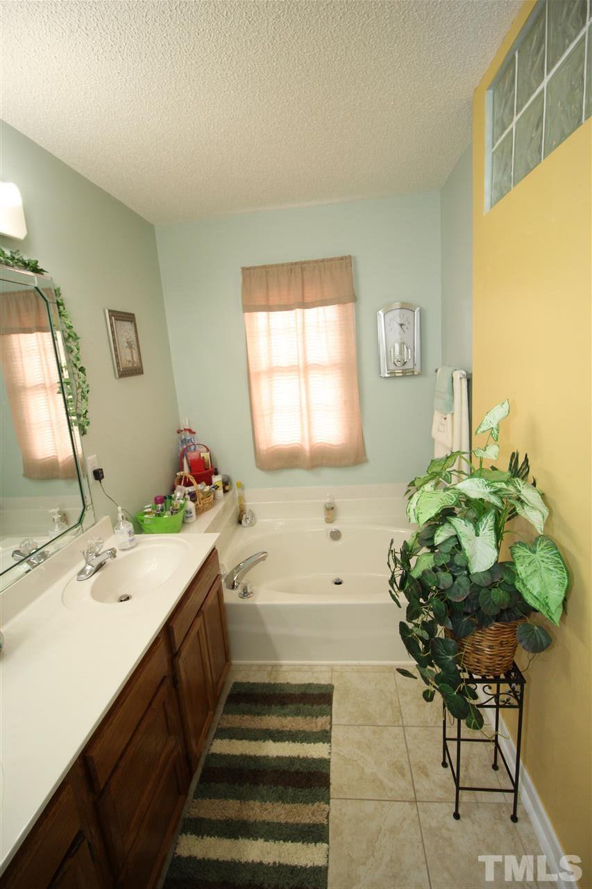 408 Wildoat Place Raleigh, NC 27610 - Photo 20 of 25 Gallery Image 20