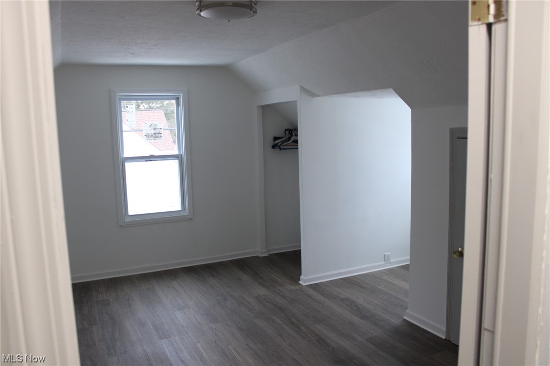 18500 Homeway Road Cleveland, OH 44135 - Photo 28 of 31