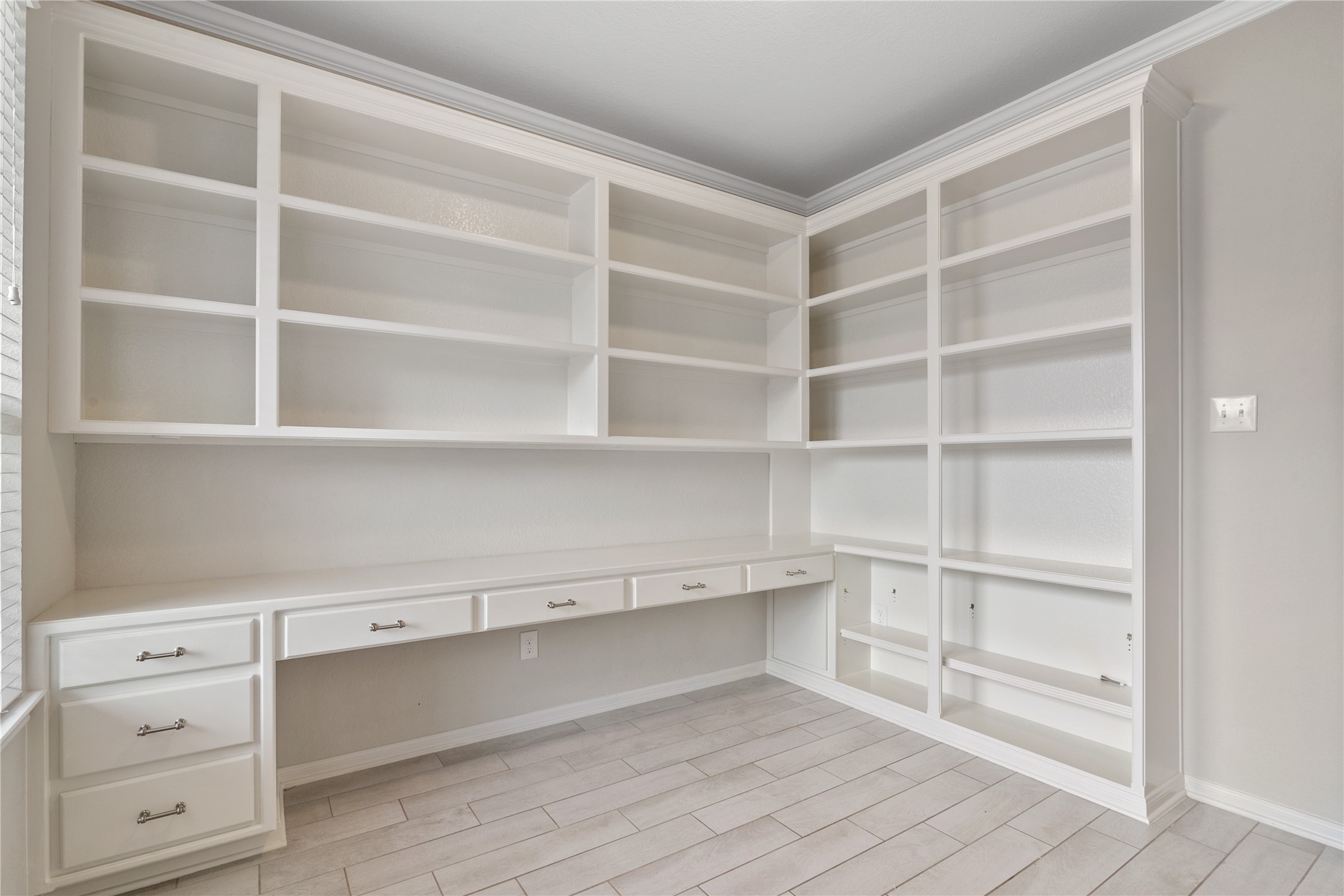 16320 Olive Sparrow Drive Conroe, TX 77385 - Photo 3 of 40