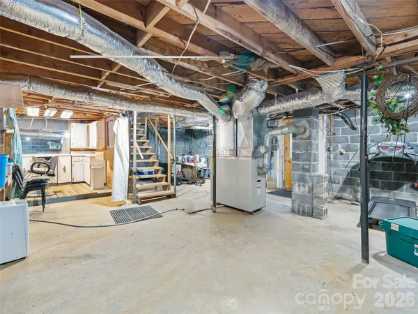 $215,000 | 1280 Hamburg Road, Bakersville, NC 28705