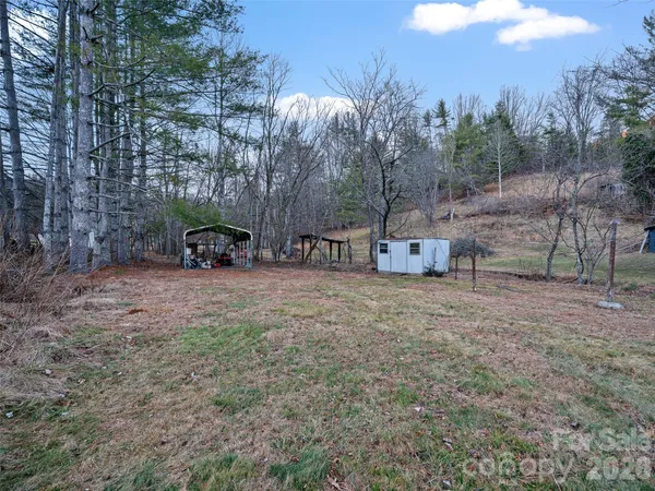 $215,000 | 1280 Hamburg Road, Bakersville, NC 28705
