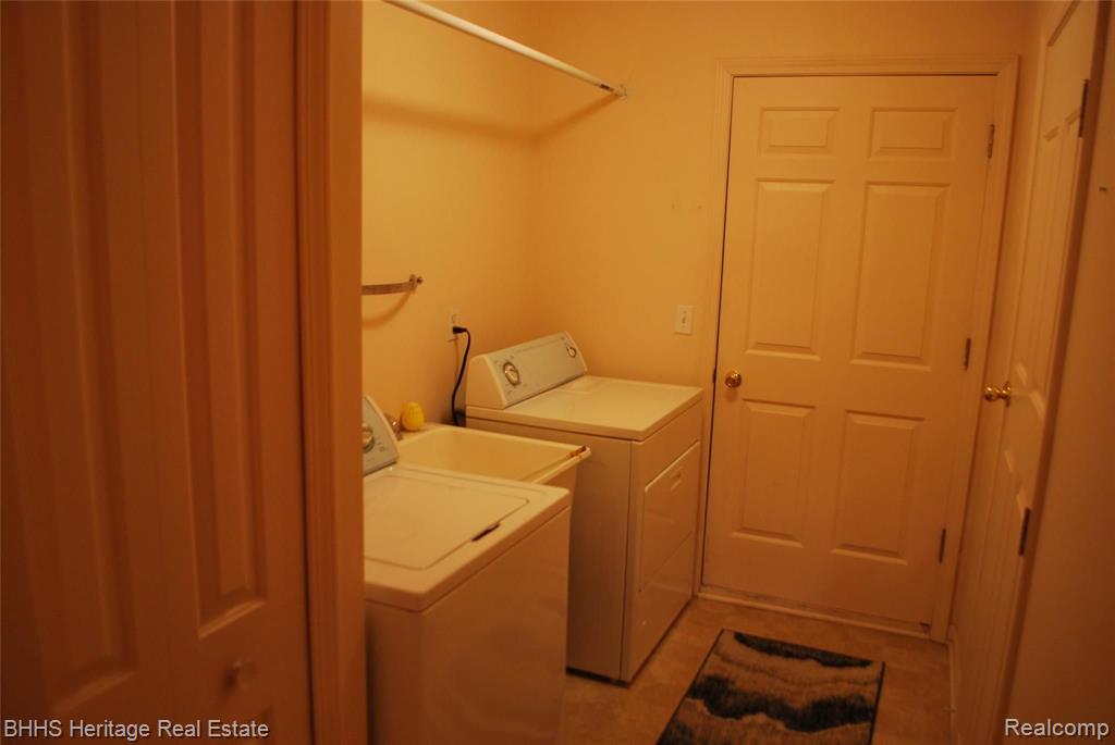4086 Hampton Ridge Boulevard, Unit 52 Howell, MI 48843 - Photo 11 of 13