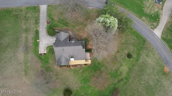 $585,000 | 3313 Bentwood Drive, Kodak, TN 37764