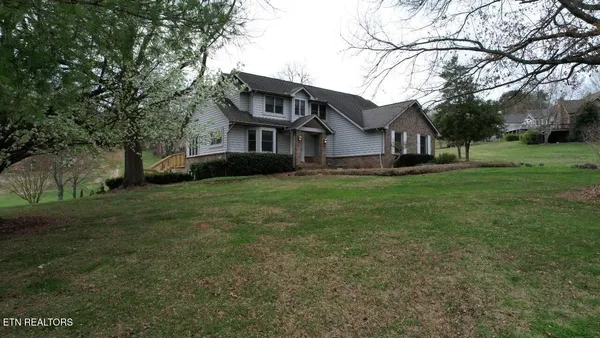 $585,000 | 3313 Bentwood Drive, Kodak, TN 37764